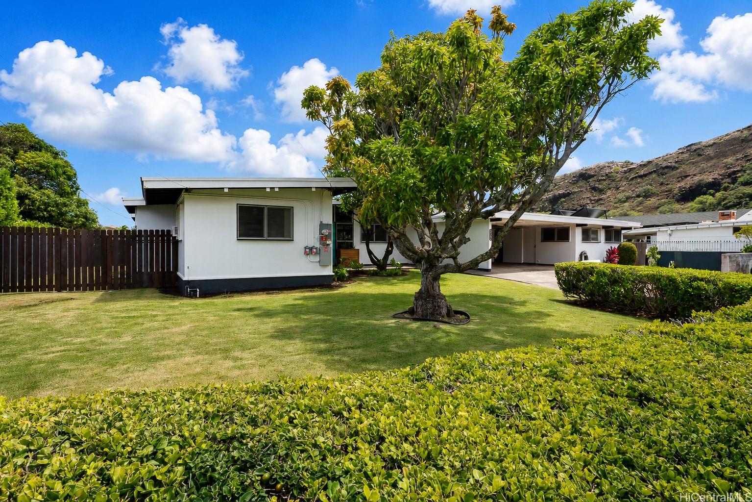 6085 Manukapu Place