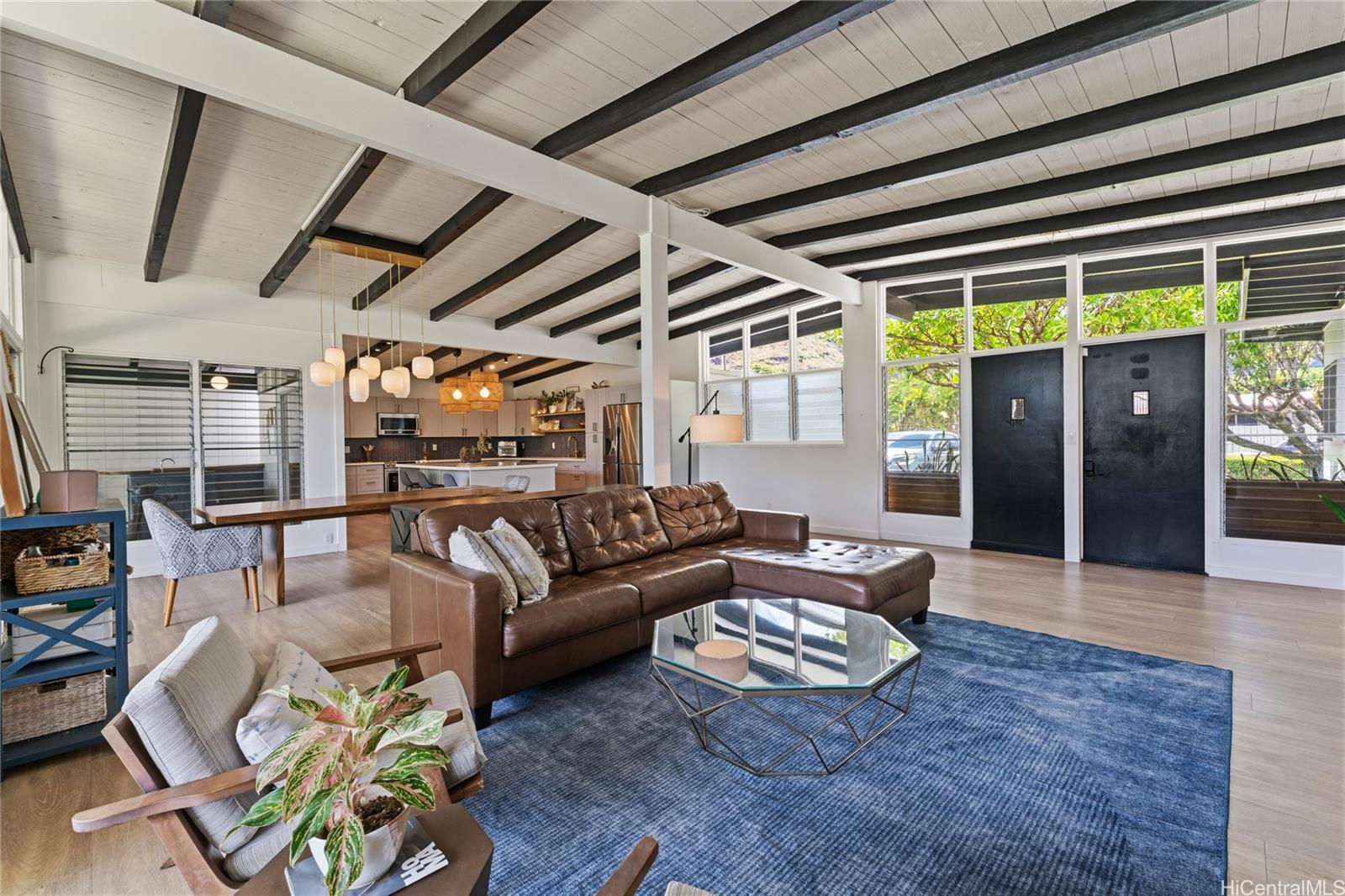 6085 Manukapu Place