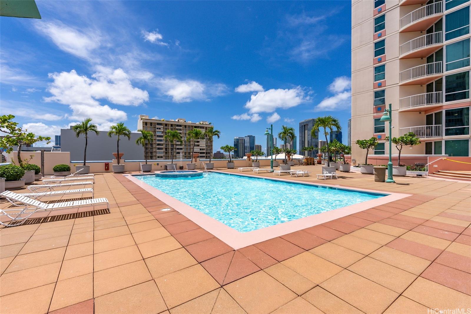801 S King Street  Unit 1107
