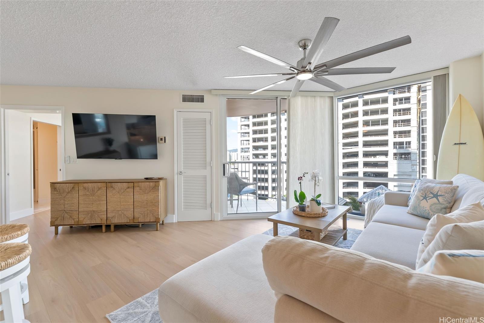 801 S King Street  Unit 1107