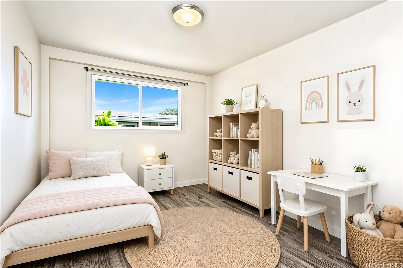 Photo 7 of 23