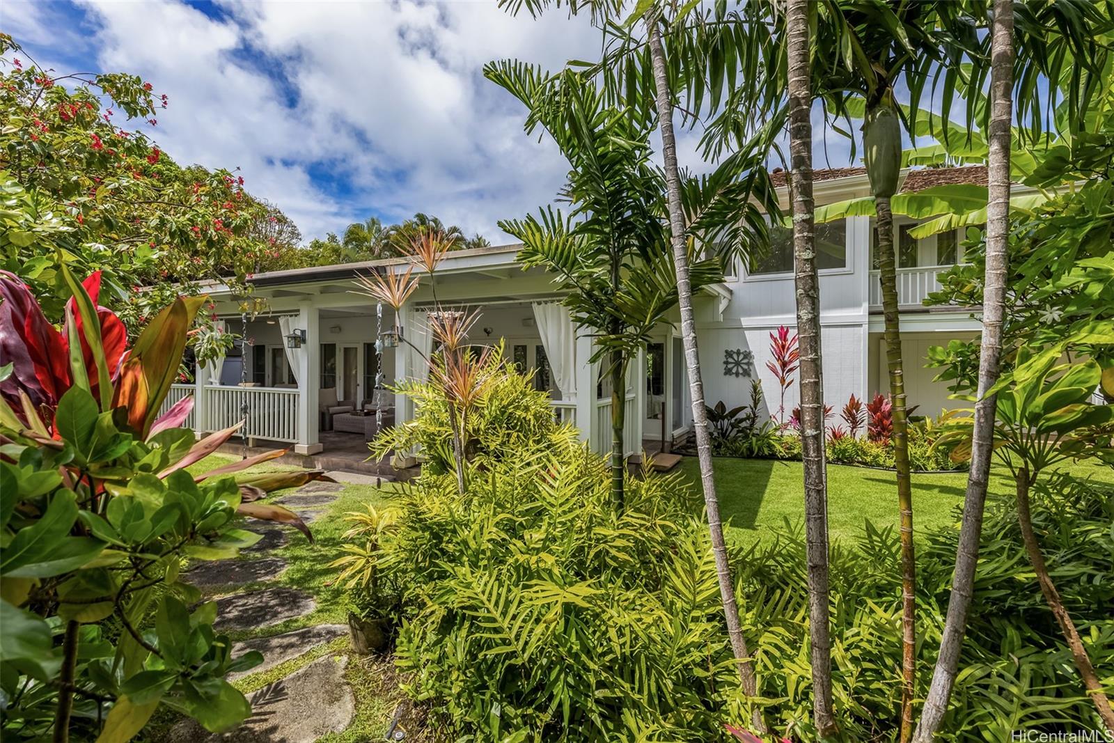 1036 Mokulua Drive