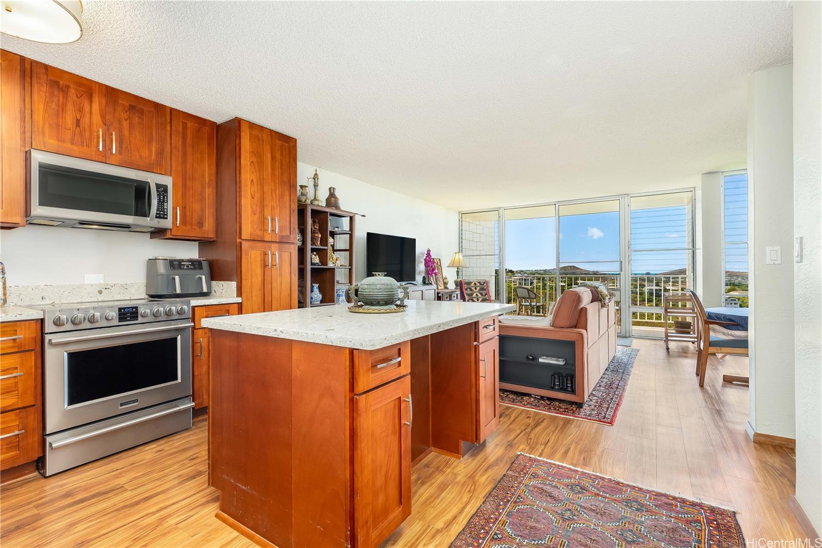 98-715 Iho Place 41205