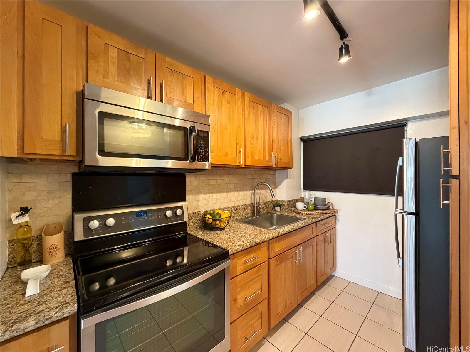 2488 Kapiolani Boulevard  Unit 303