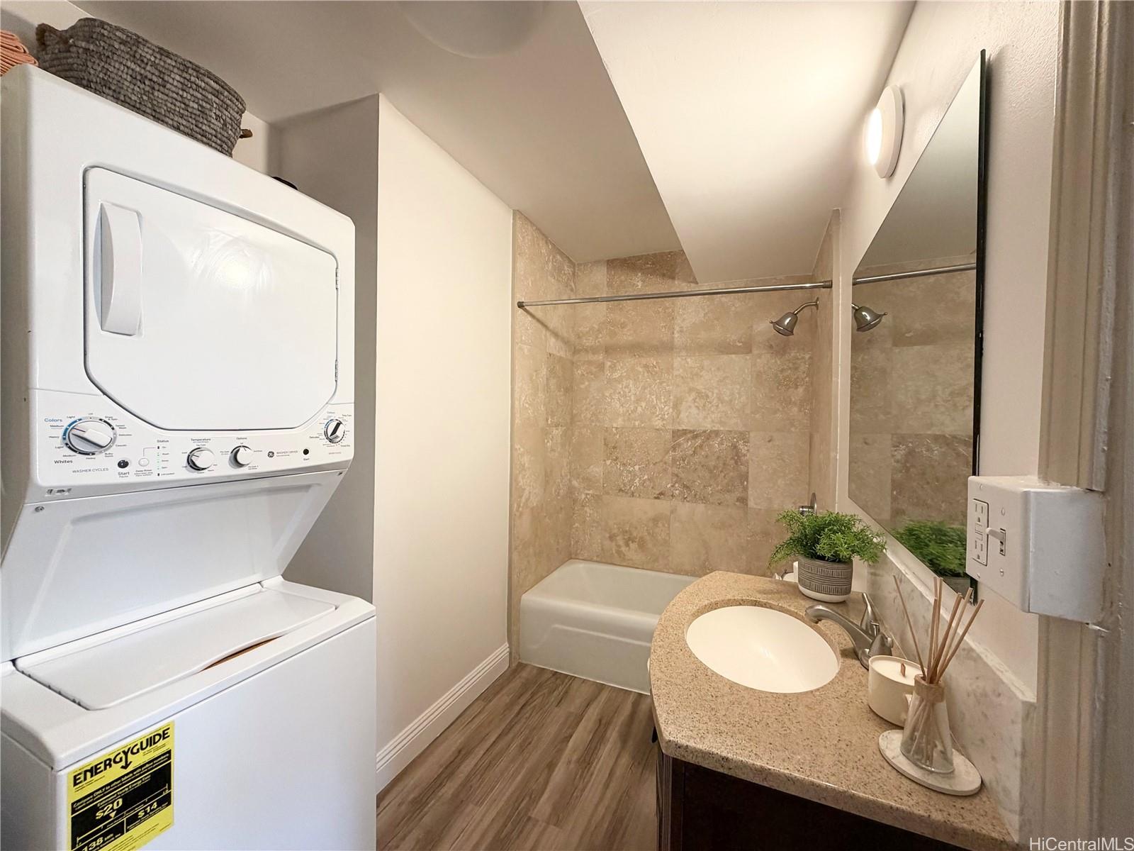 2488 Kapiolani Boulevard  Unit 303