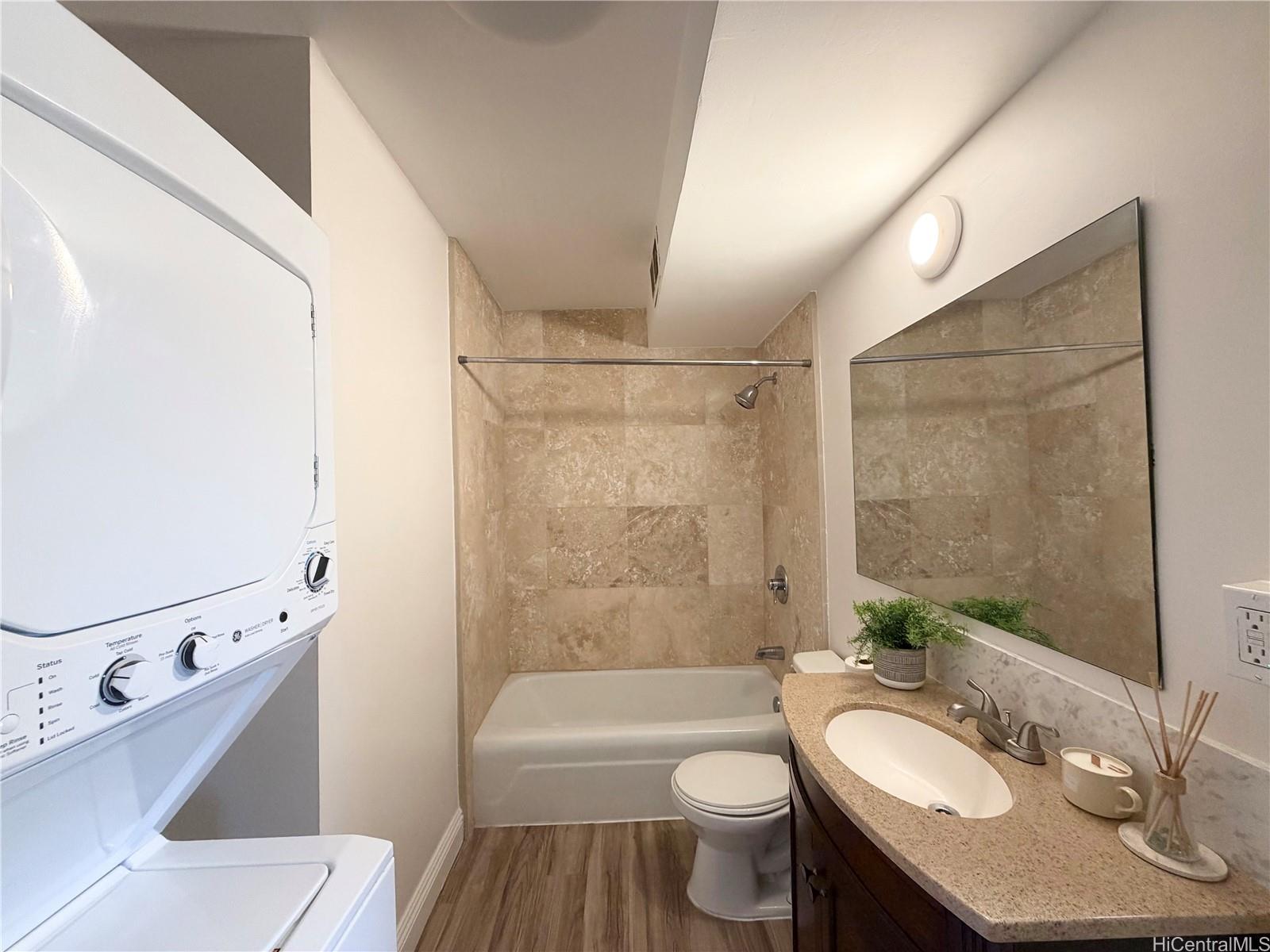 2488 Kapiolani Boulevard  Unit 303