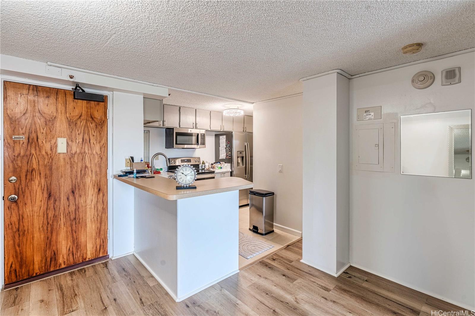 2724 Kahoaloha Lane  Unit 705