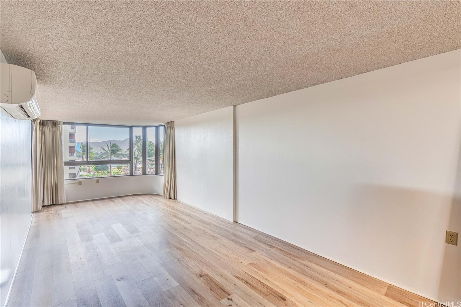 2724 Kahoaloha Lane  Unit 705