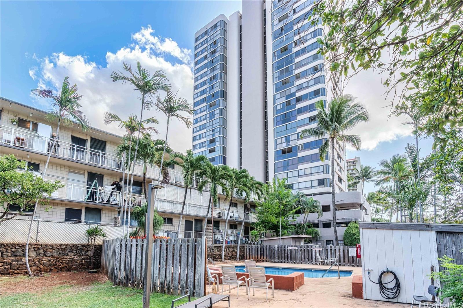 2724 Kahoaloha Lane  Unit 705