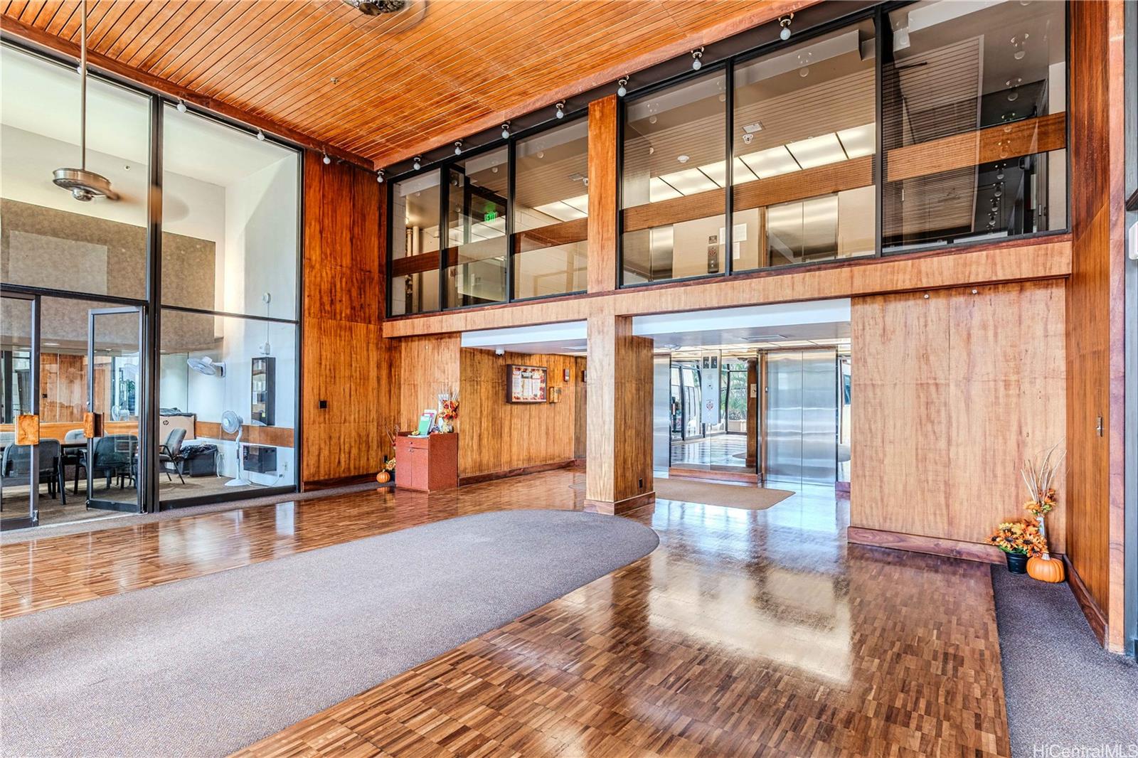 2724 Kahoaloha Lane  Unit 705