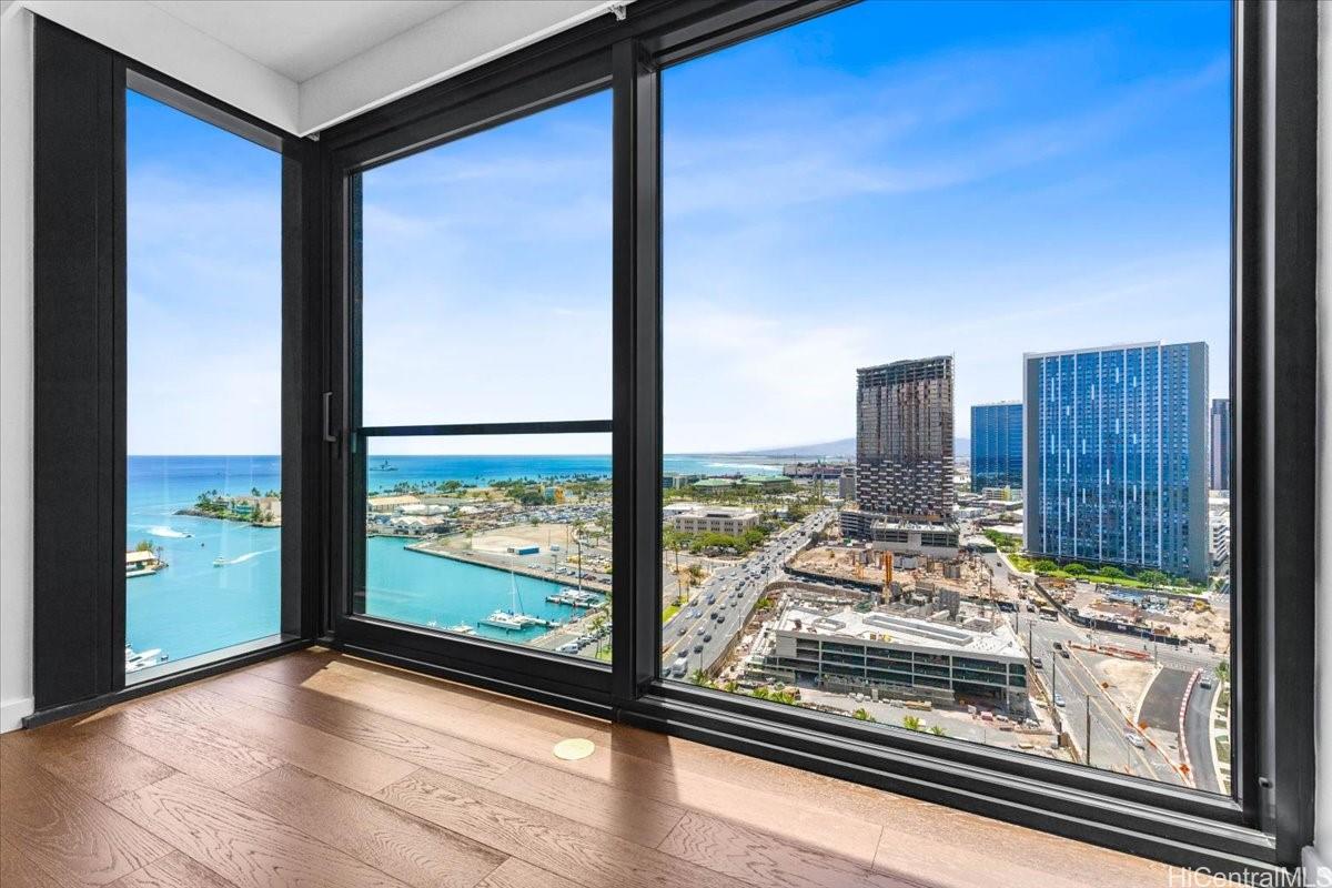 1100 Ala Moana Boulevard 2007