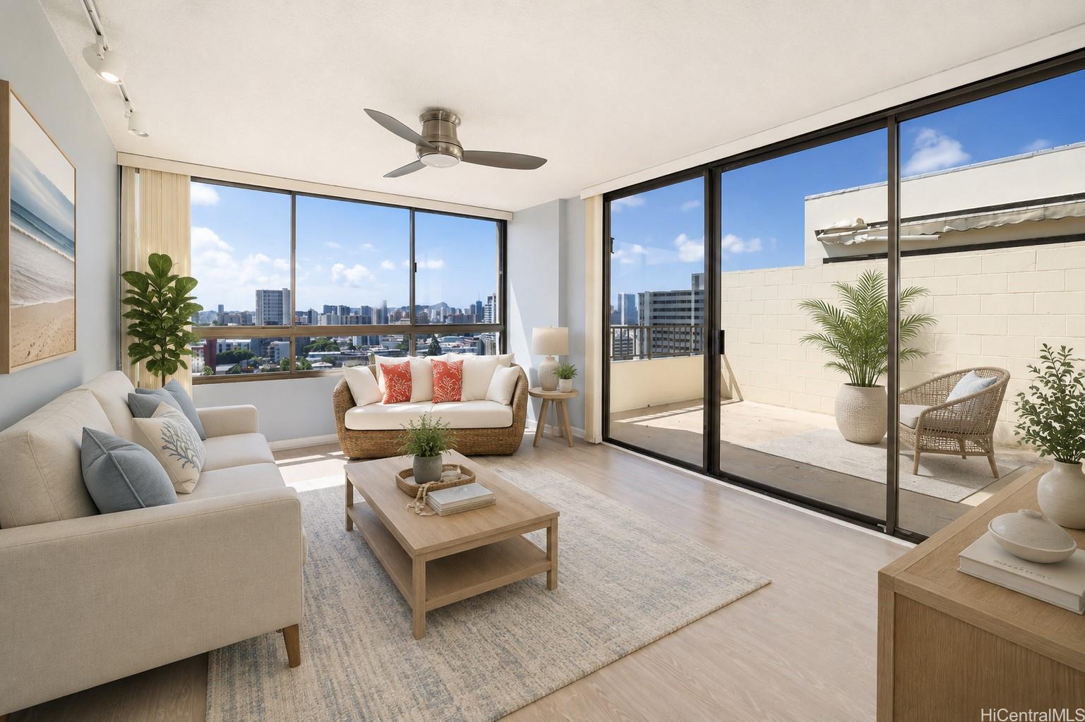 1054 Green Street 808