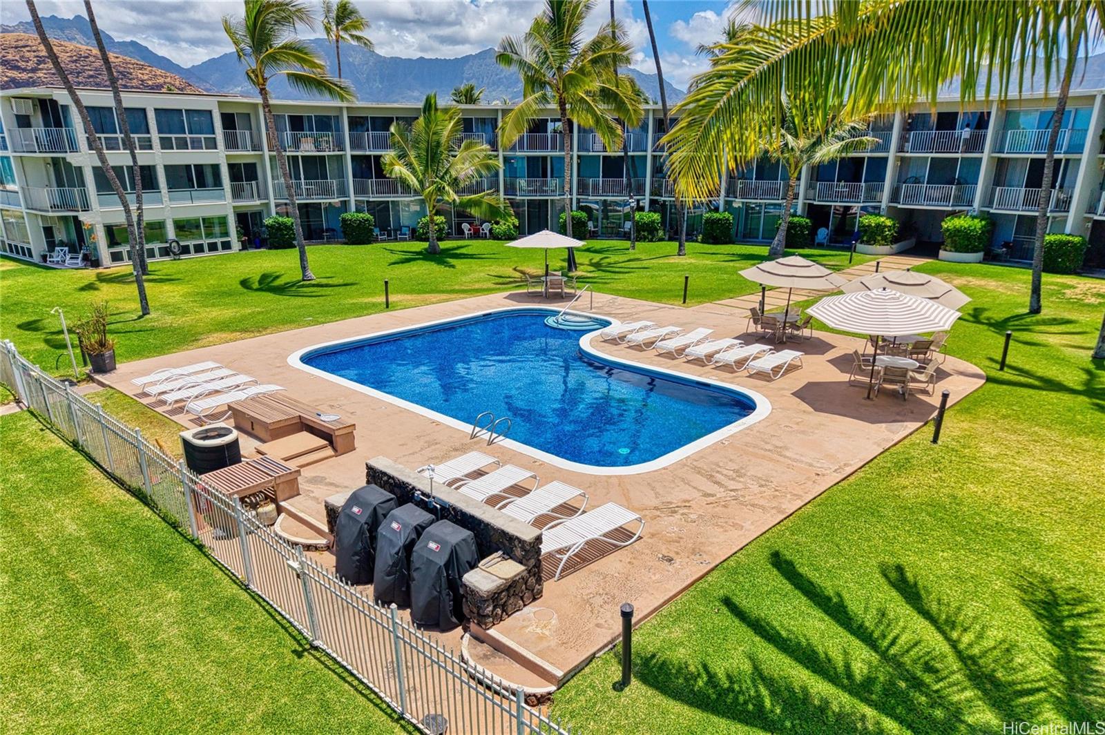 87-561 Farrington Highway  Unit 102