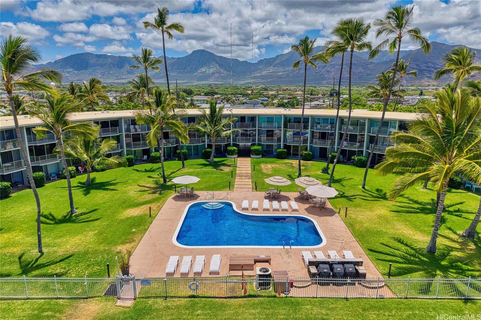 87-561 Farrington Highway  Unit 102