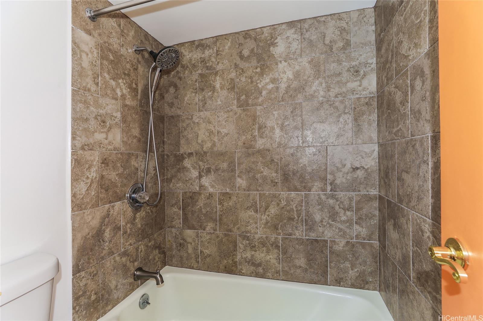 225 Queen Street  Unit 20D