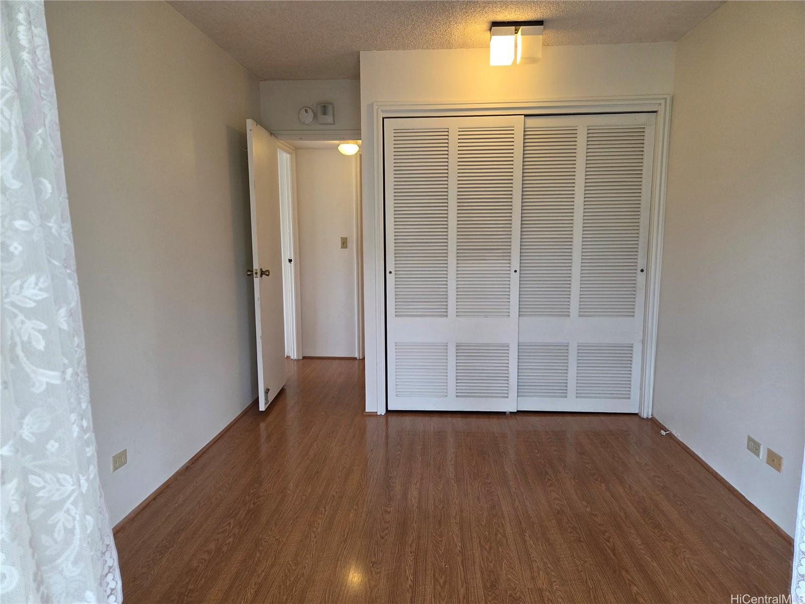 Photo 15 of 20