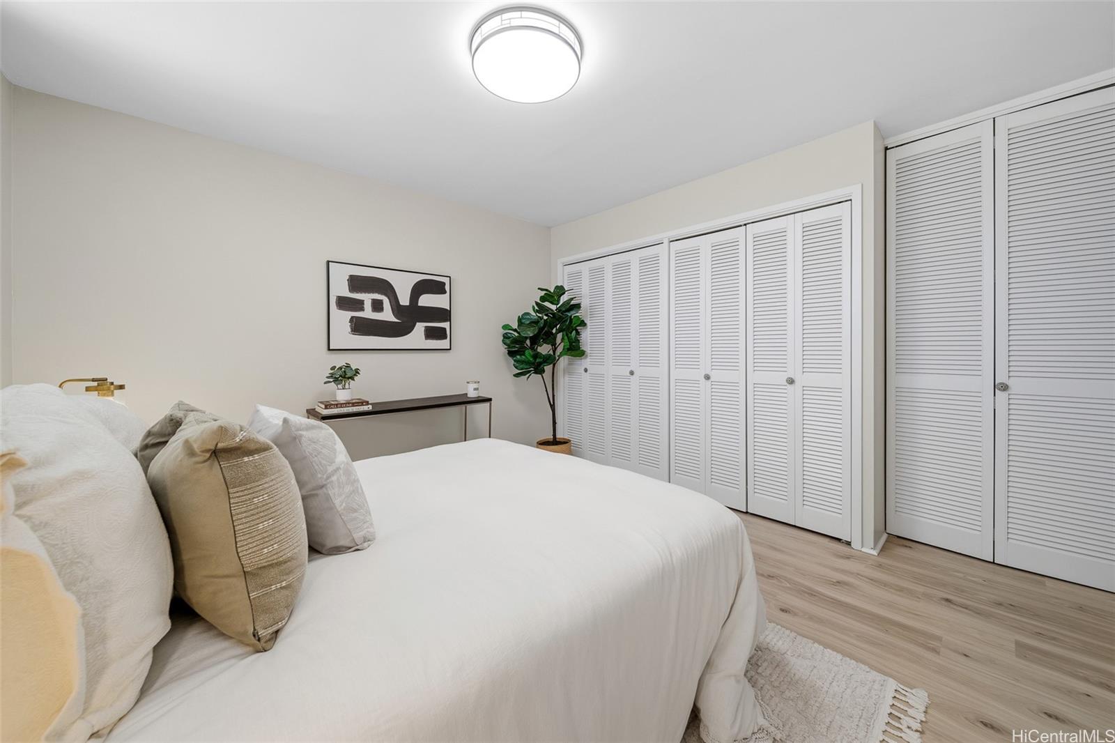 2440 Date Street  Unit 706