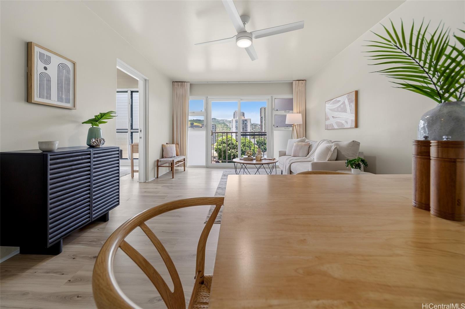 2440 Date Street  Unit 706