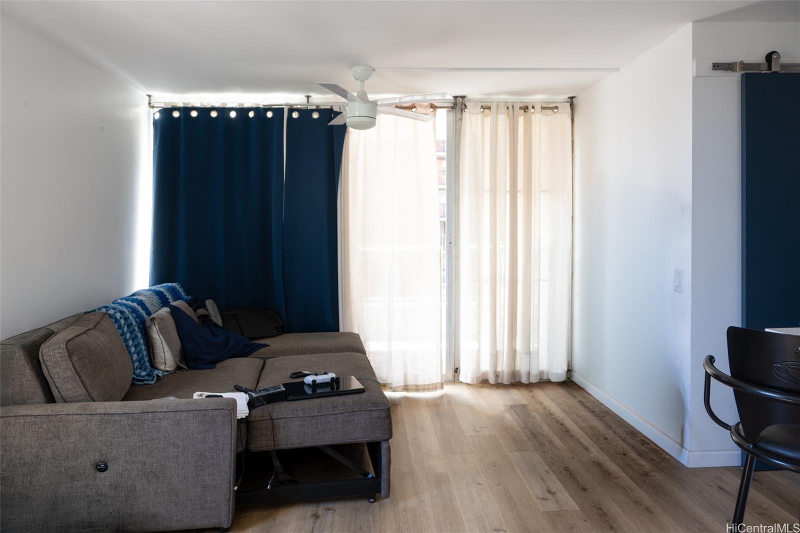 2740 Kuilei Street  Unit 706