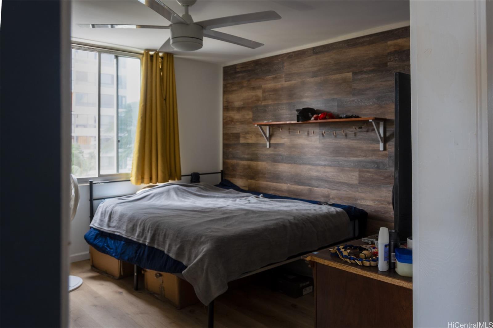 2740 Kuilei Street  Unit 706