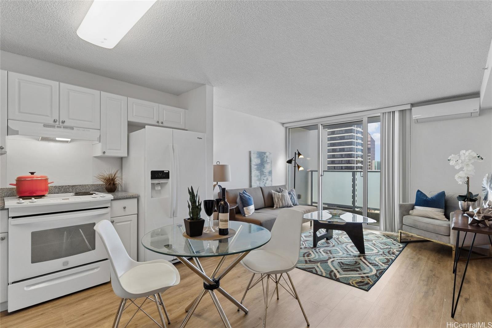 801 South Street 3207