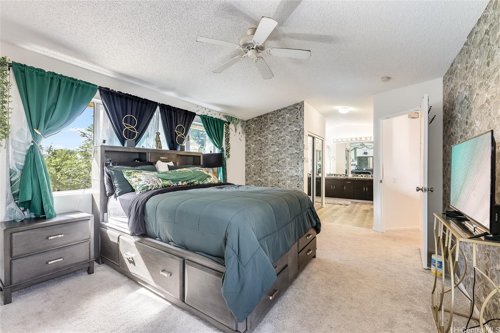 91-1088 Laaulu Street  Unit 18E
