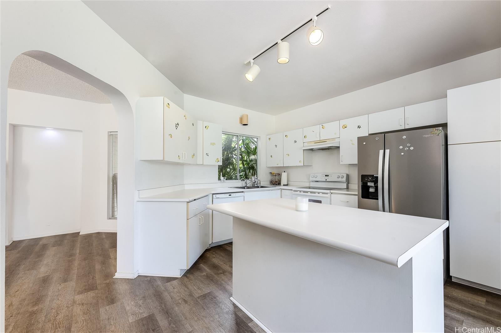 91-1088 Laaulu Street  Unit 18E