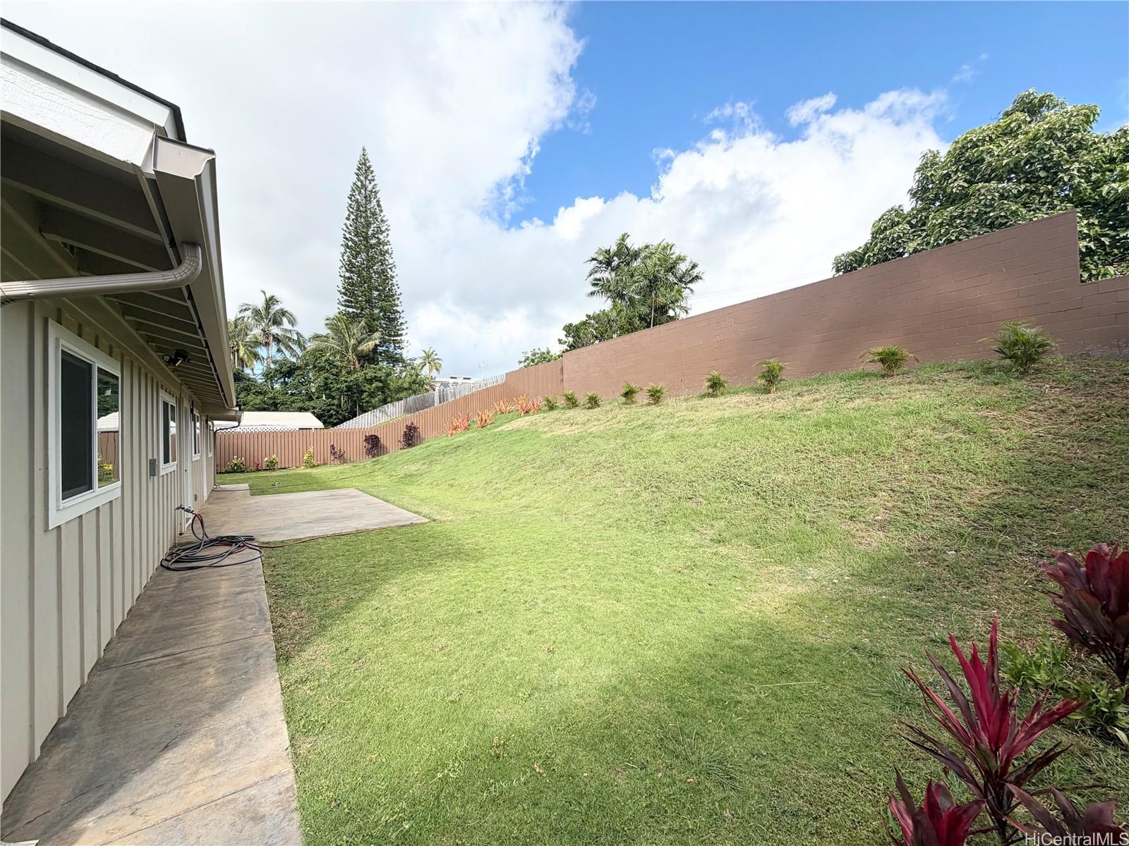 1225 Mokapu Boulevard