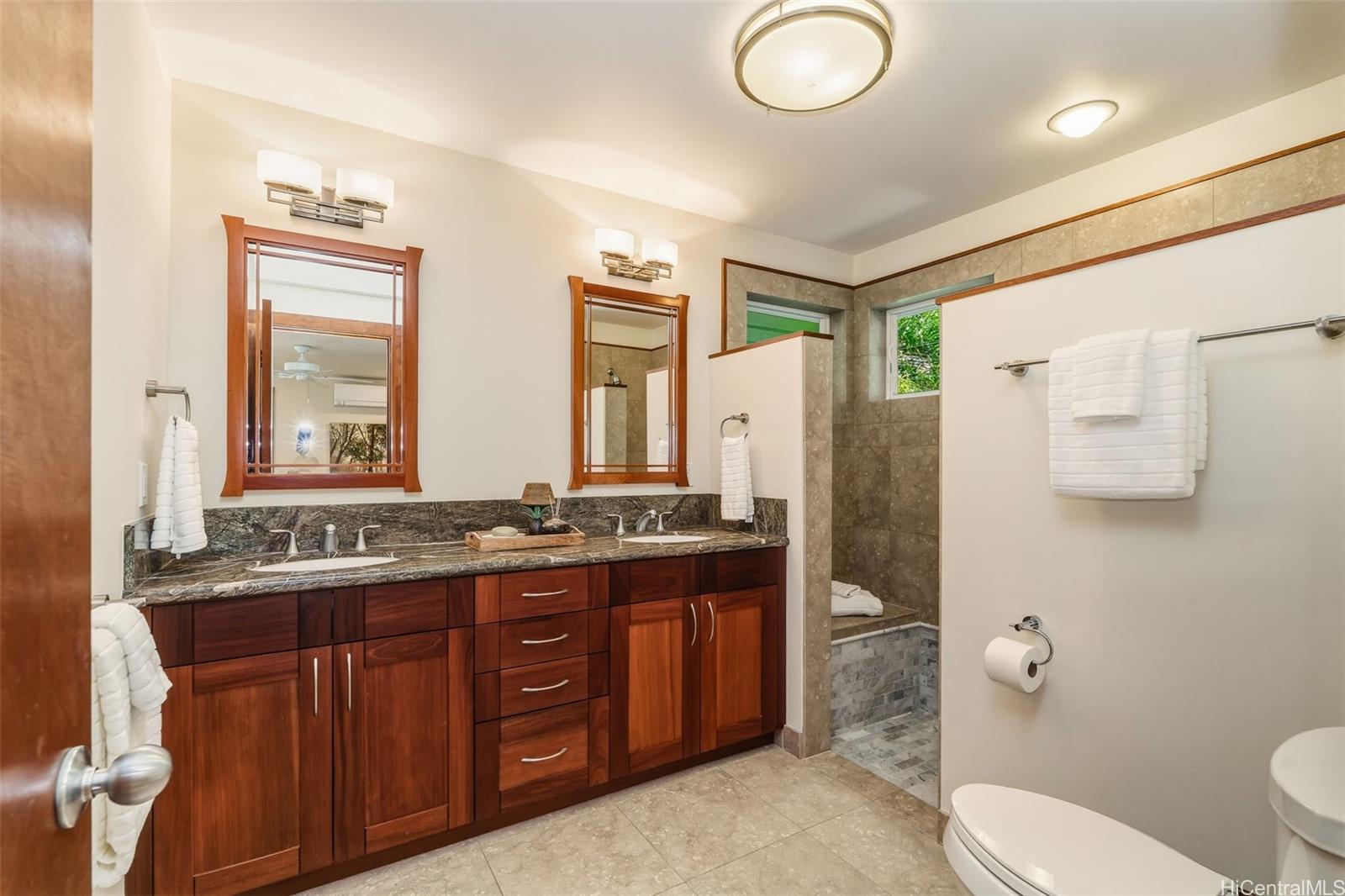 314 Lapa Place