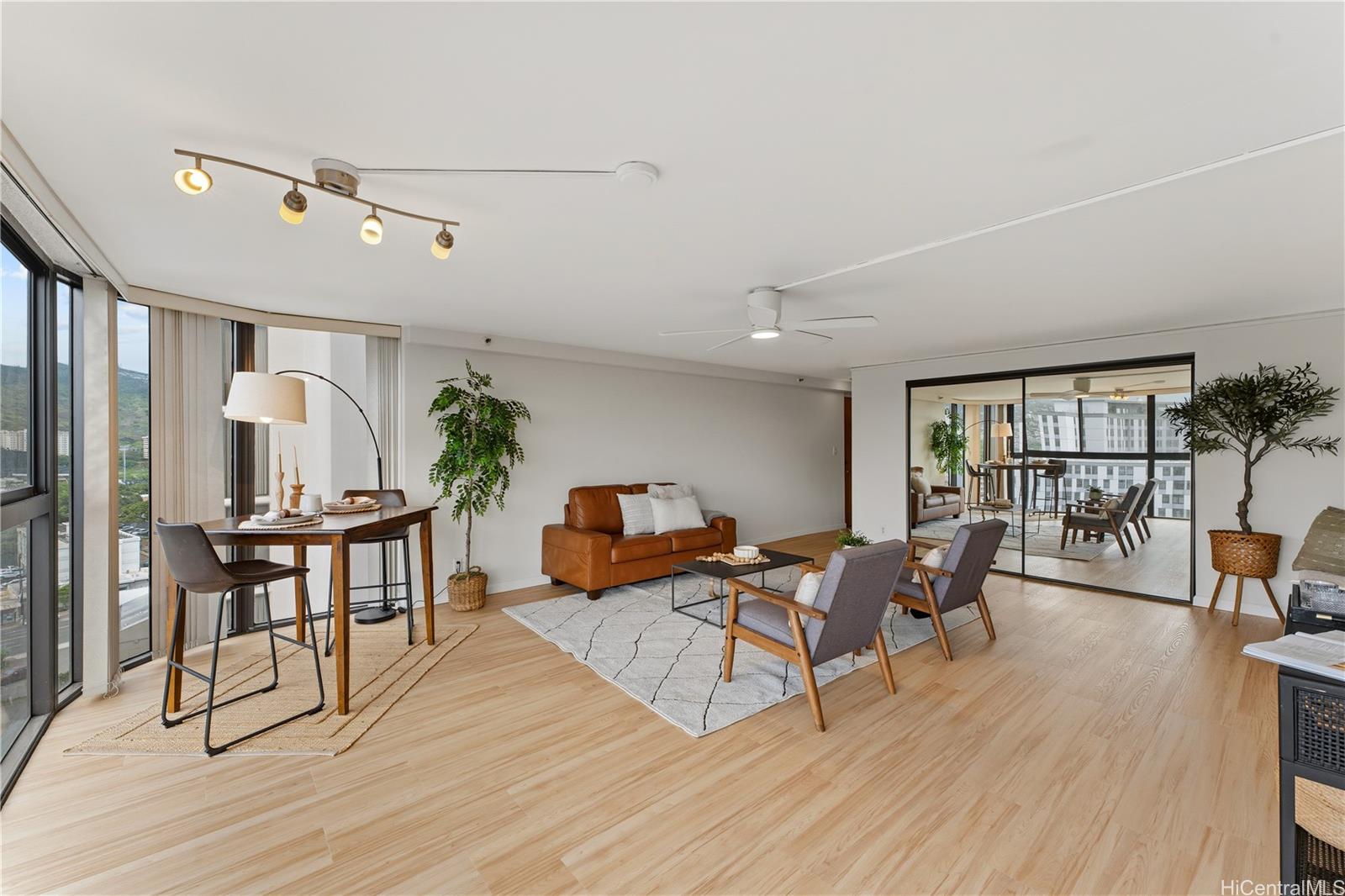 2724 Kahoaloha Lane  Unit 1507