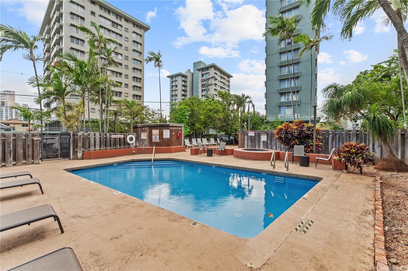 2724 Kahoaloha Lane  Unit 1507