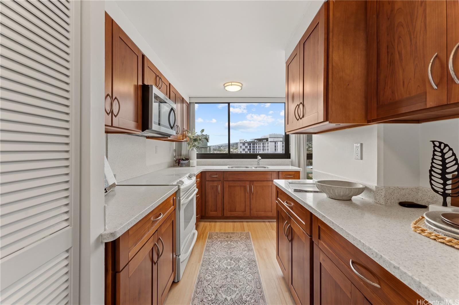 2724 Kahoaloha Lane  Unit 1507