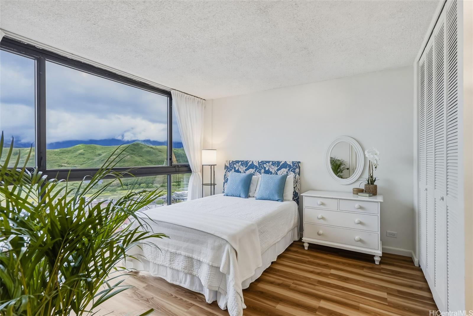 322 Aoloa Street  Unit PH8