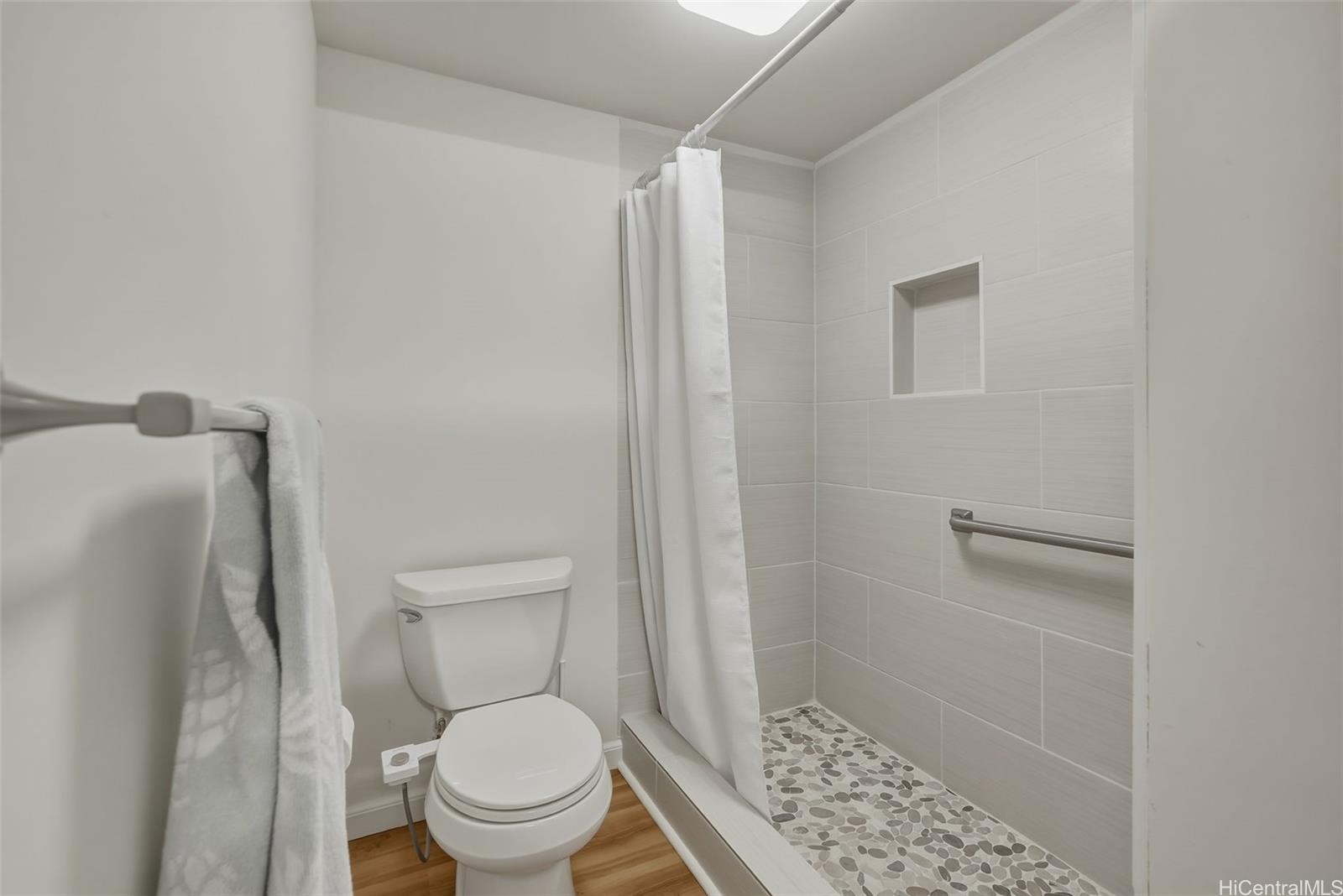 322 Aoloa Street  Unit PH8