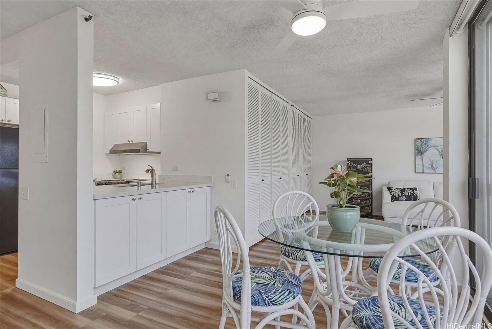 322 Aoloa Street  Unit PH8