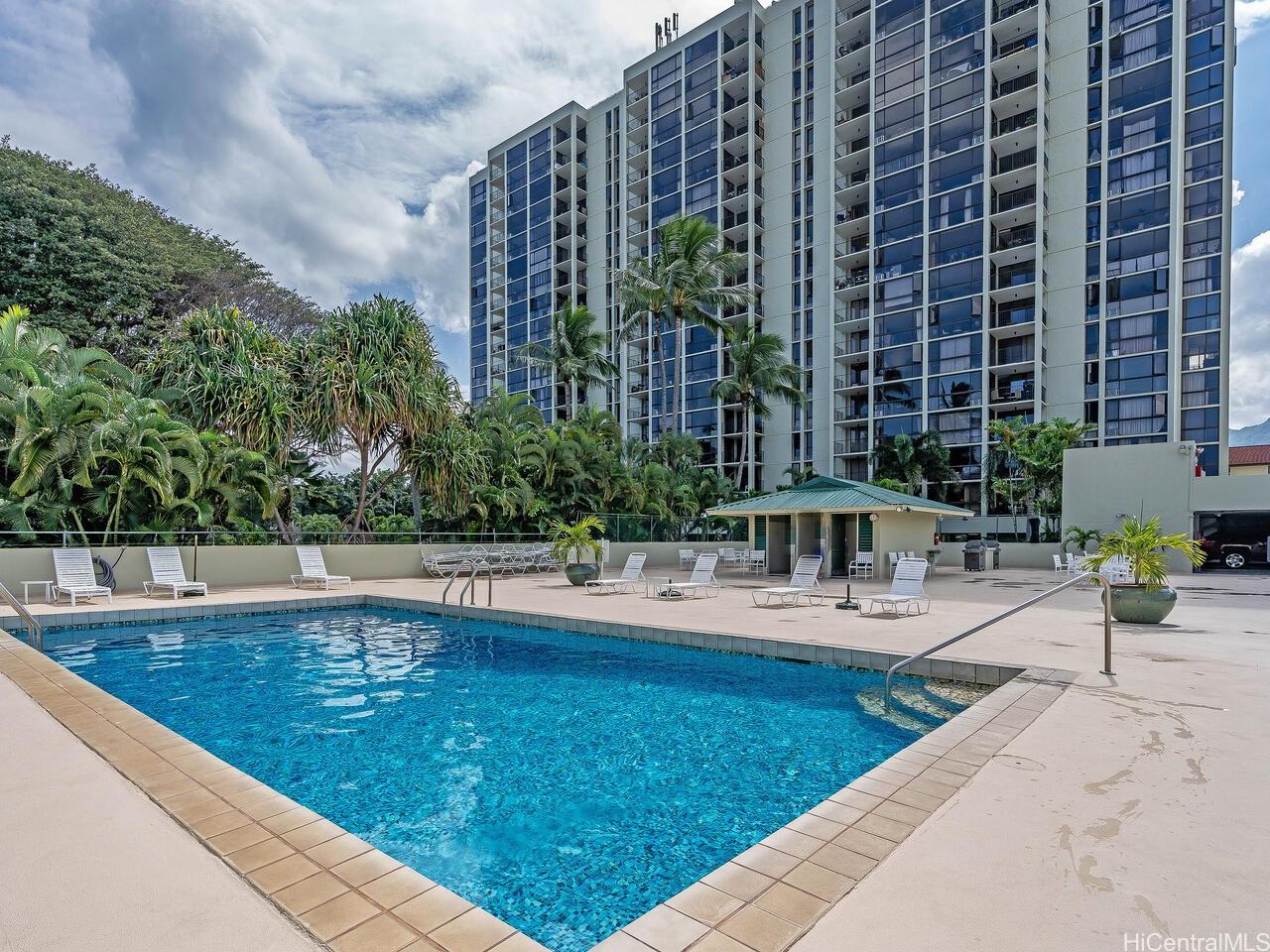 322 Aoloa Street  Unit PH8