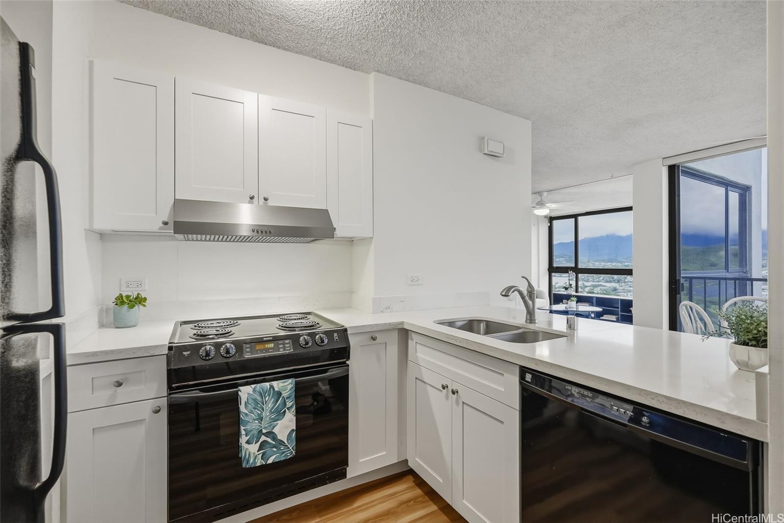 322 Aoloa Street  Unit PH8