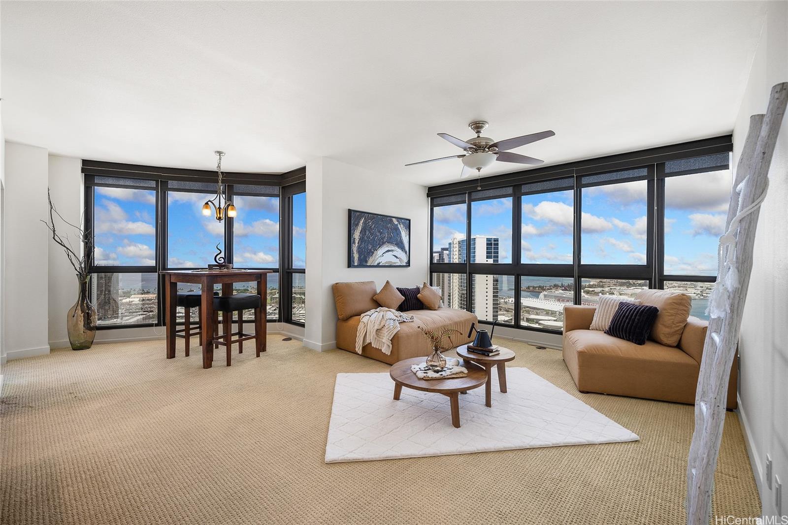 600 Queen Street 3809