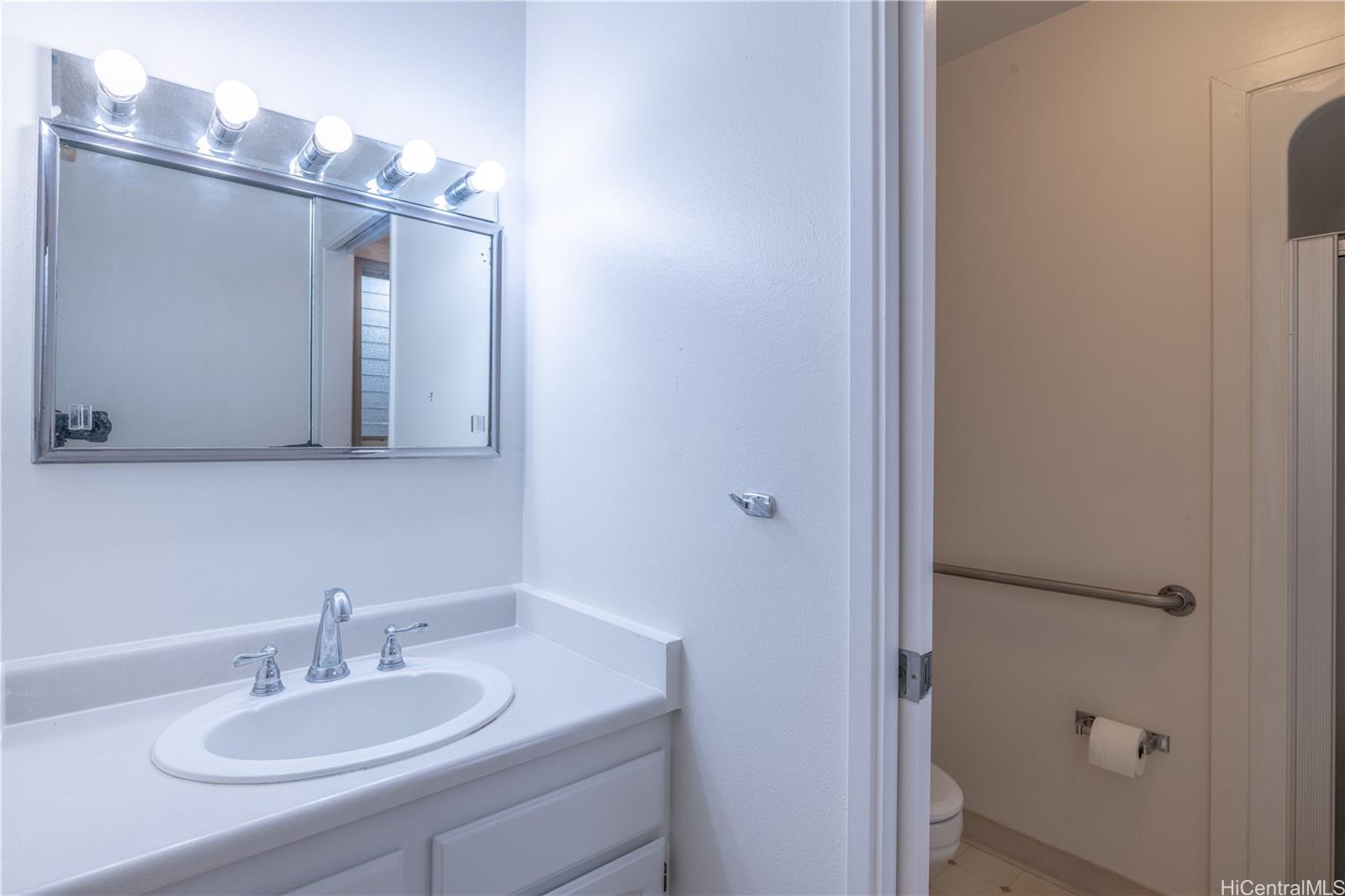 95-1050 Makaikai Street  Unit 28O