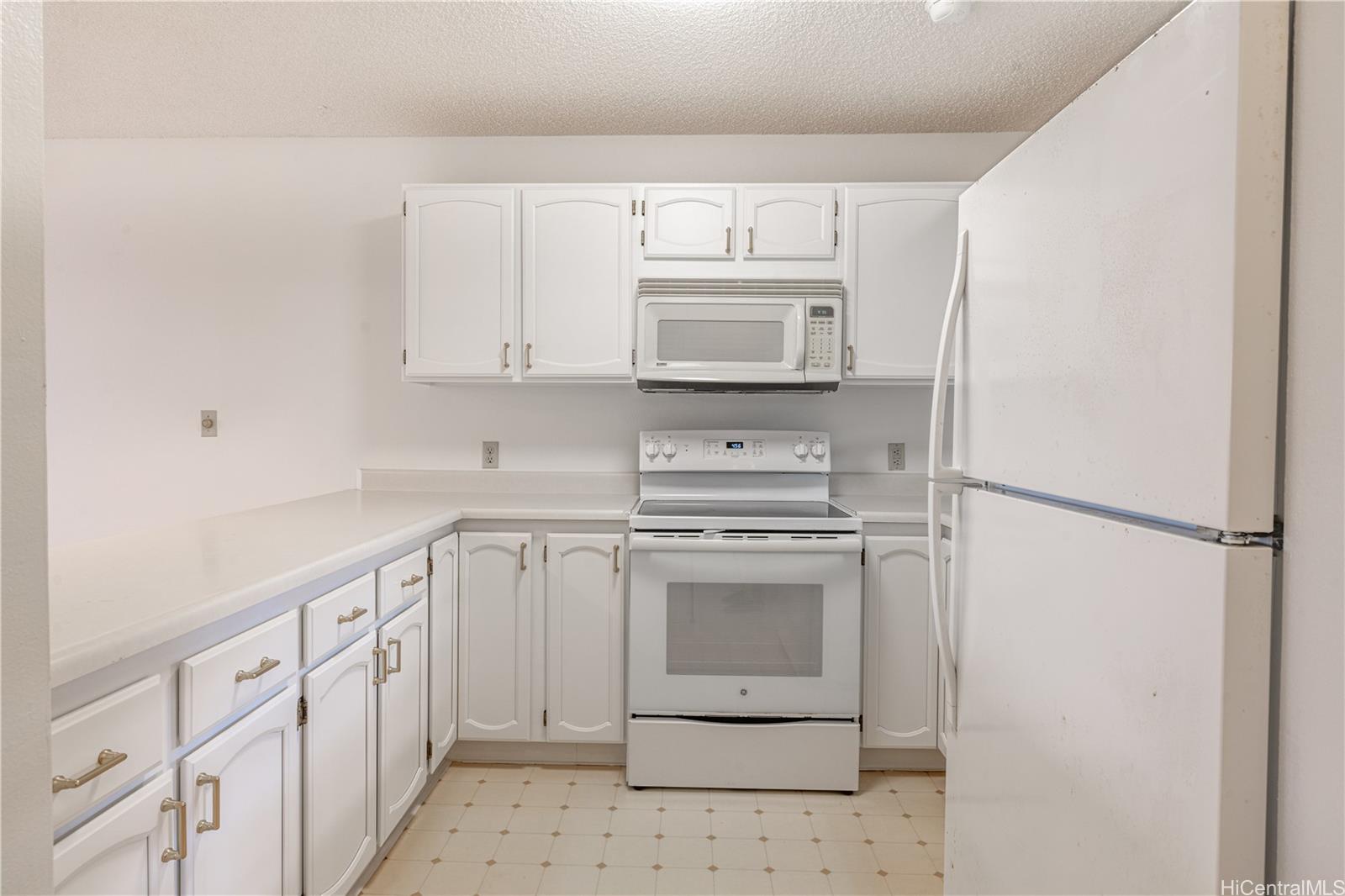 95-1050 Makaikai Street  Unit 28O