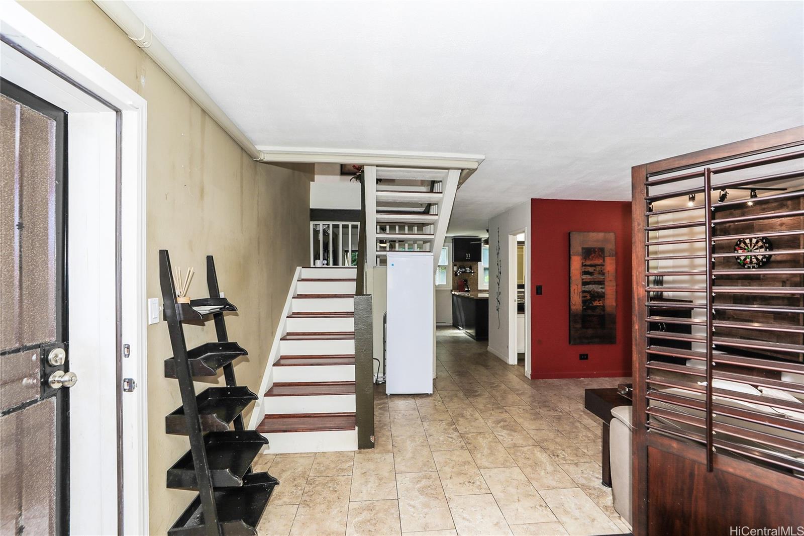 Photo 4 of 22