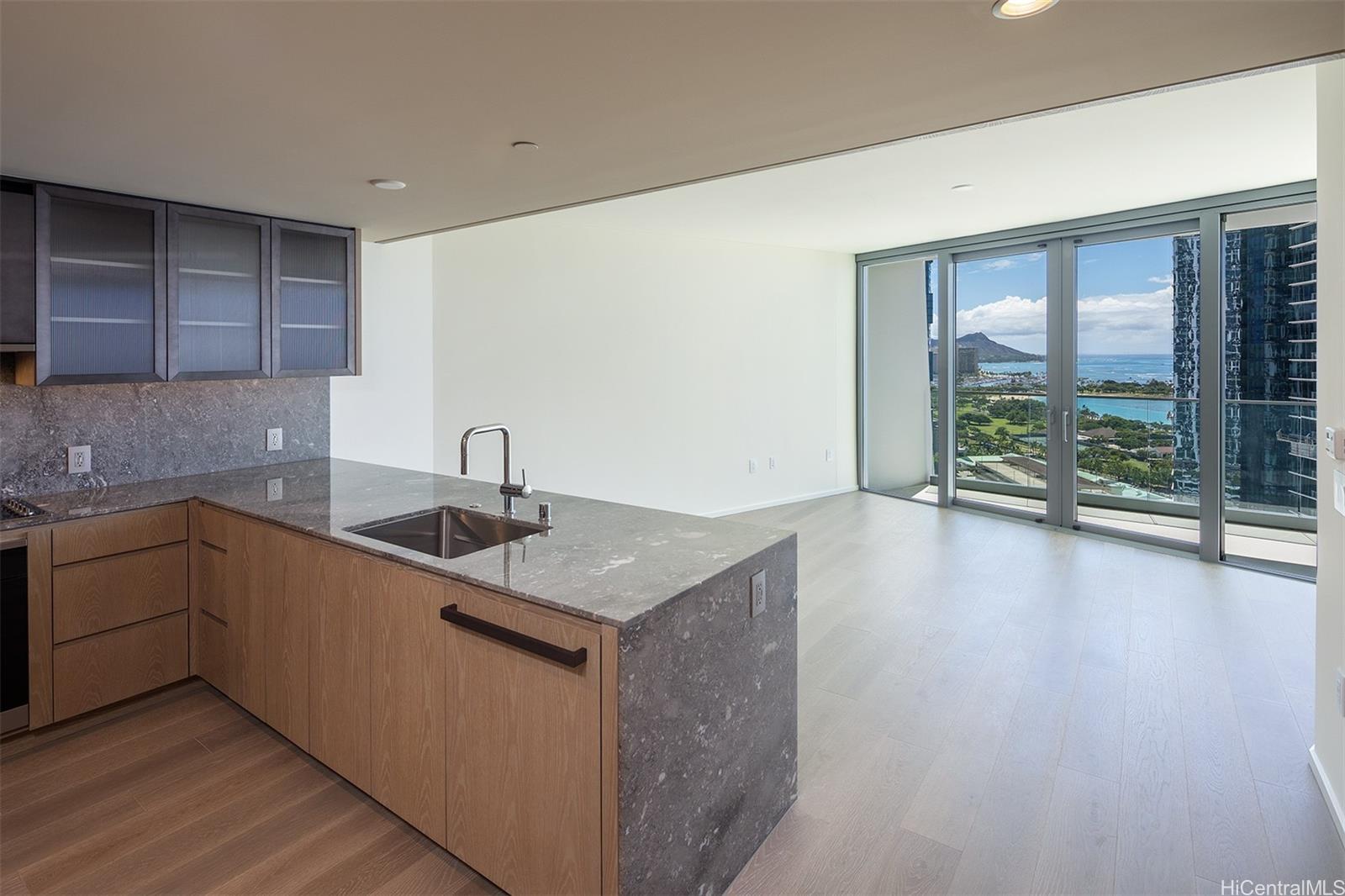 1000 Auahi Street 2504