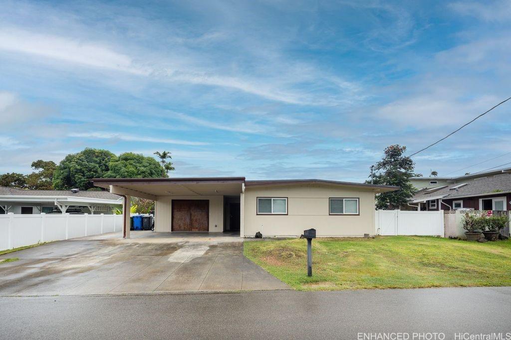 1247 Ulupalakua Street