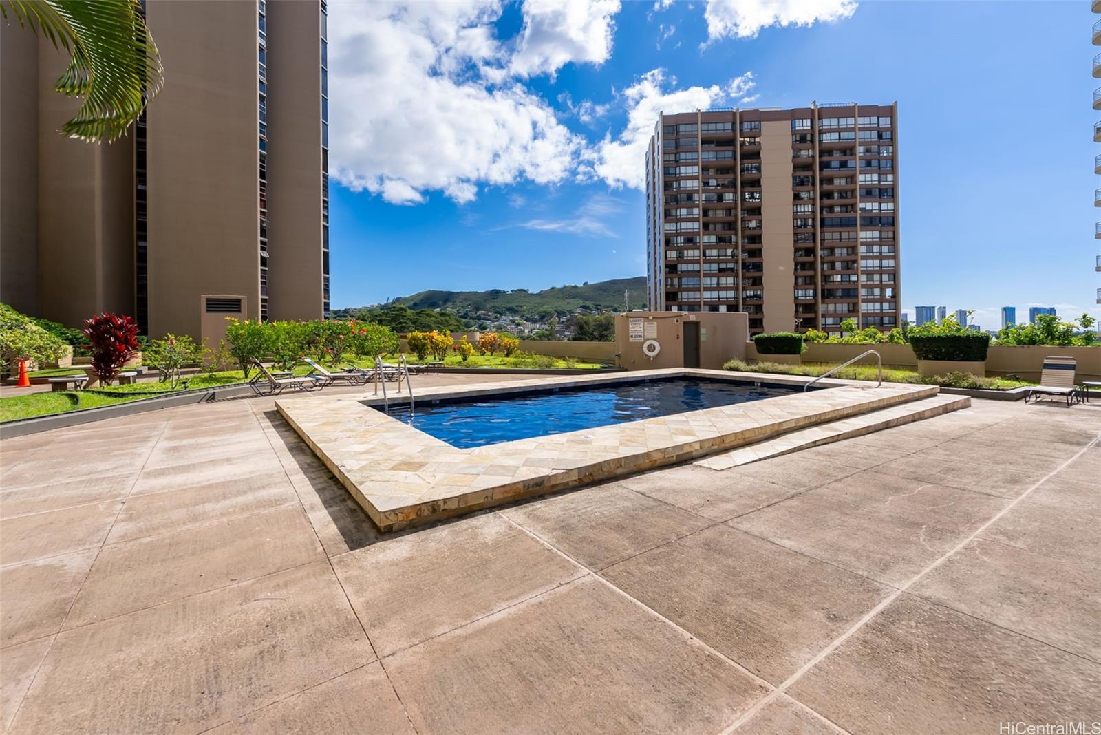 2101 Nuuanu Avenue  Unit I801