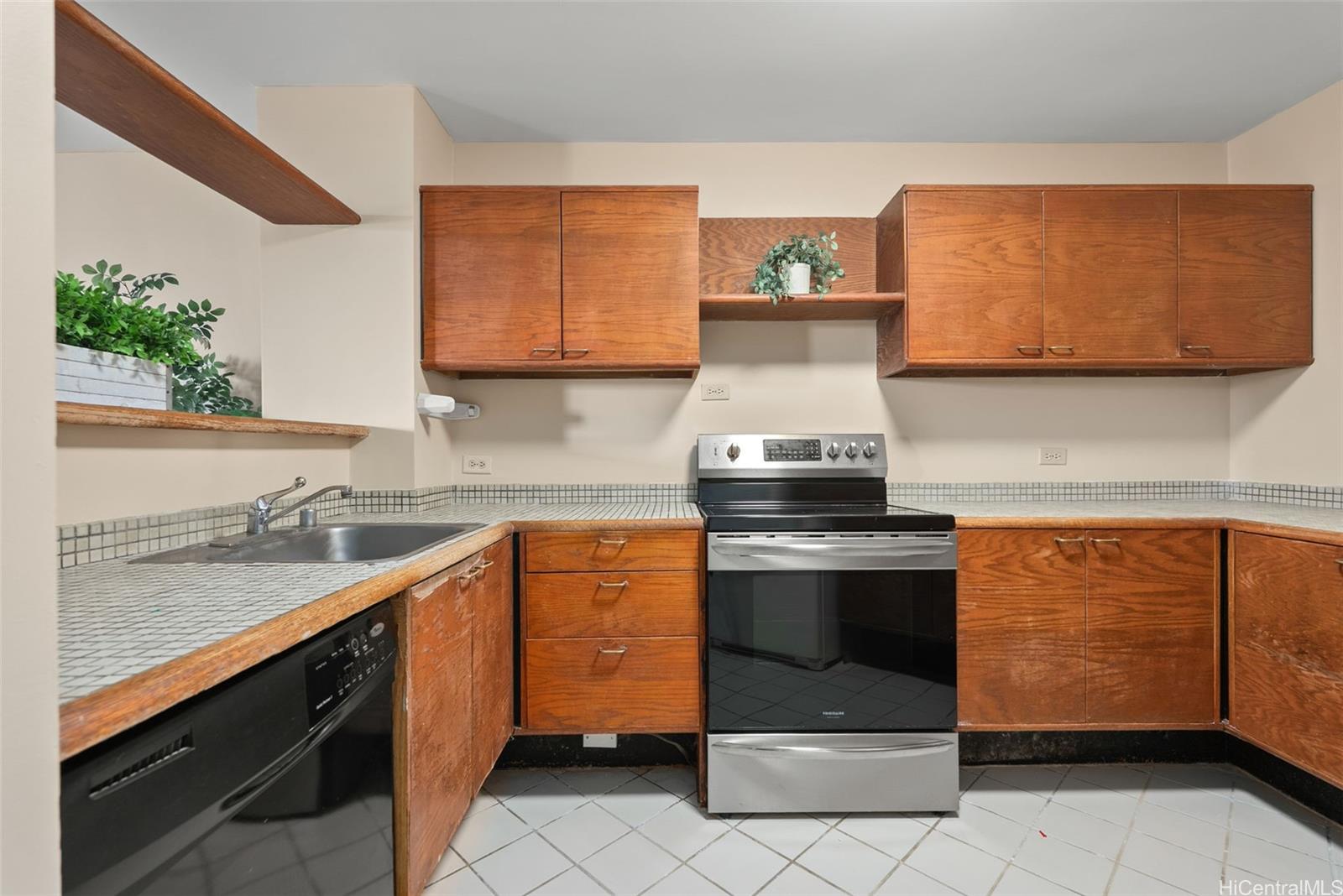 2101 Nuuanu Avenue  Unit I801