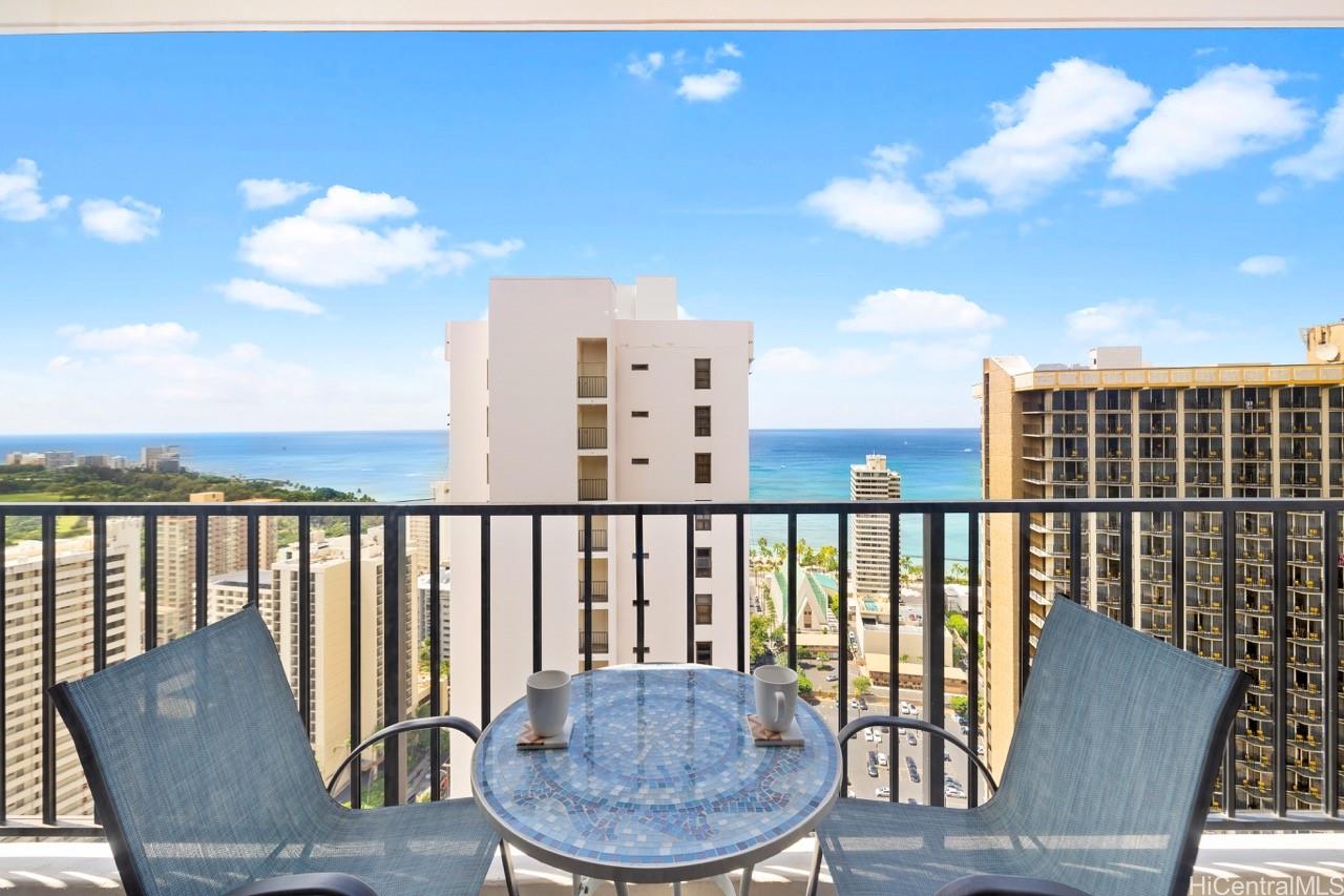 201 Ohua Avenue T2-3604
