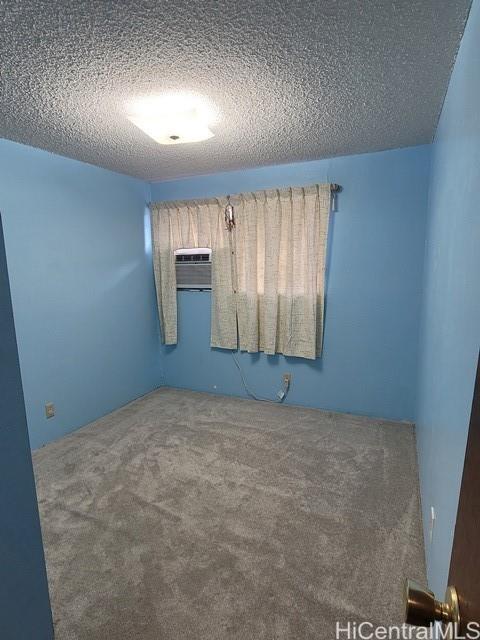 Photo 13 of 23