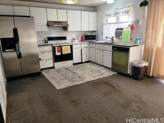 Photo 18 of 23