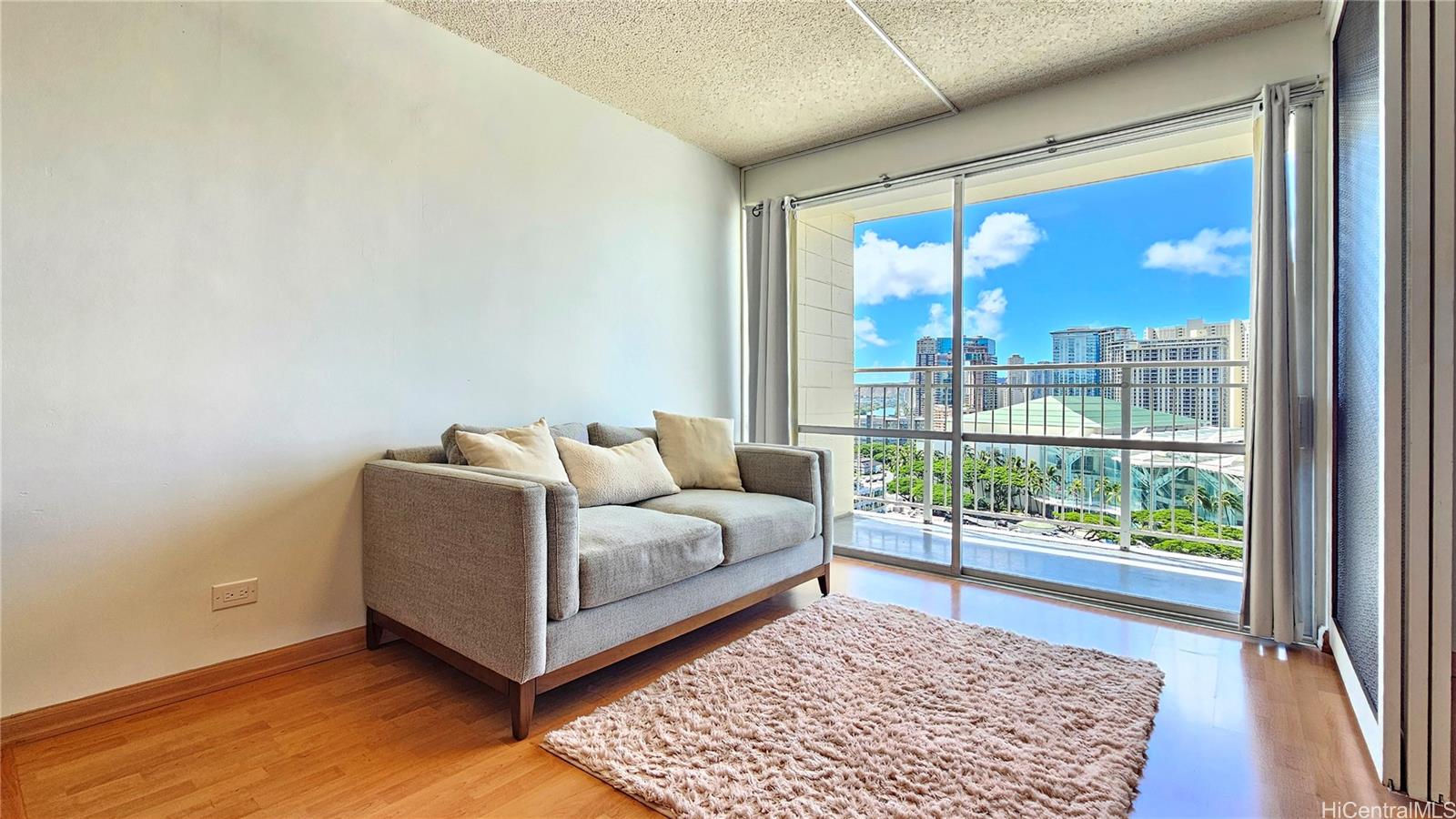 1655 Makaloa Street  Unit 1611