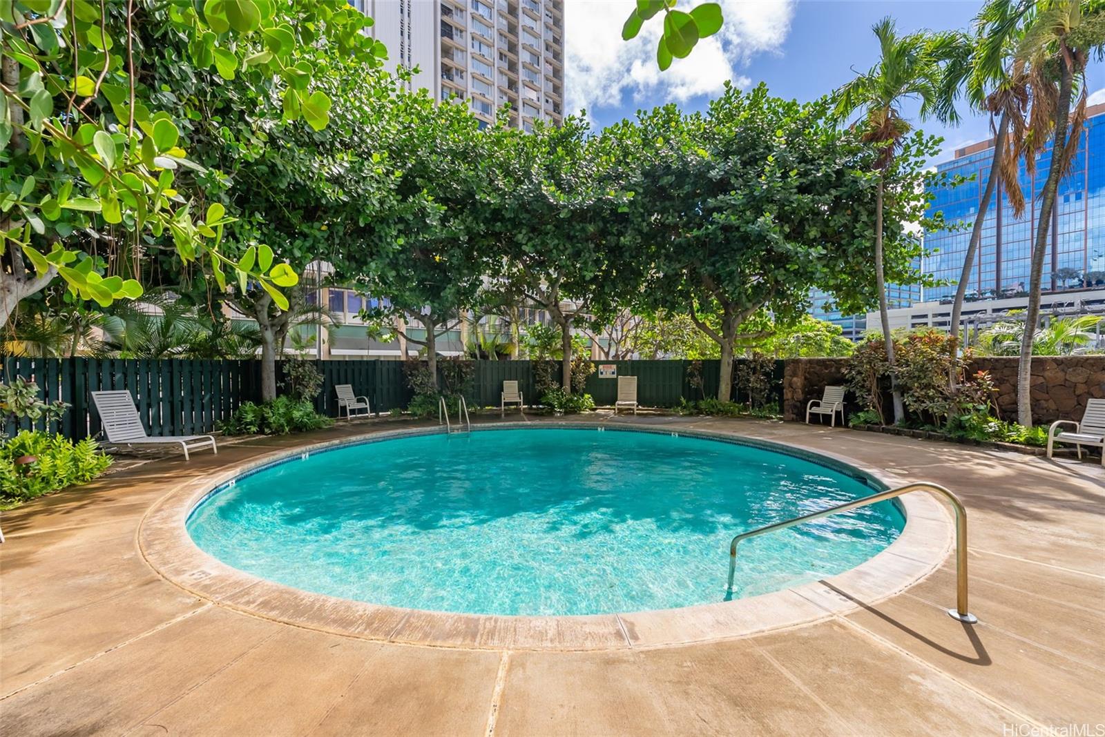750 Amana Street  Unit 907